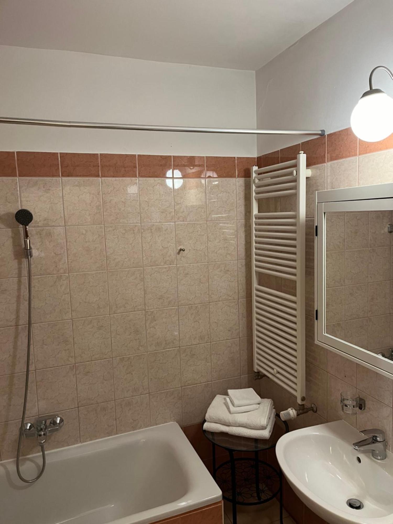 City Center Apartments With Optional Garage Budapest Extérieur photo